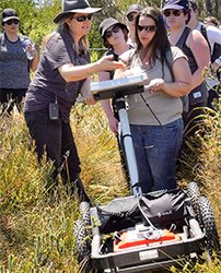 Dr Louise Steding training students to use GPR